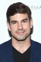 Alex Esola